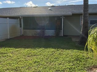 9015 SE Hobe Ridge Ave, Hobe Sound, FL 33455