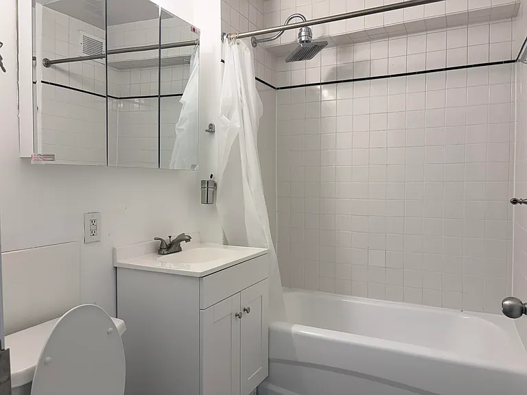 20 2nd St #701 — Photo 9