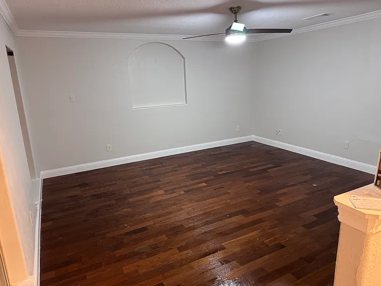 4209 Puget St — Photo 4