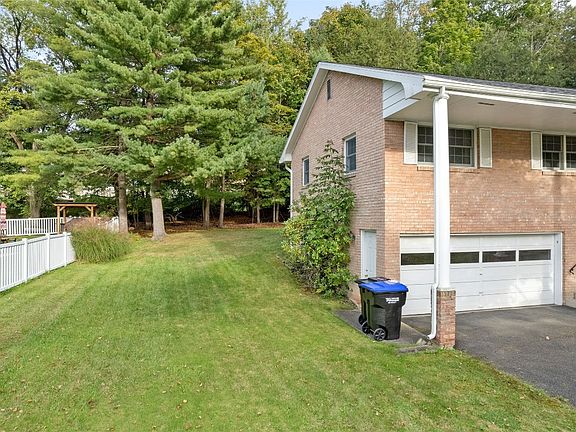 2nd image of 608 E Benita Blvd