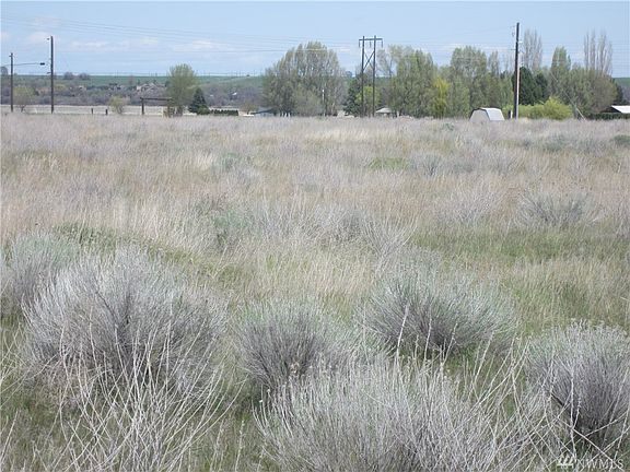 2nd image of 8604 Road 10 NE Lot 2