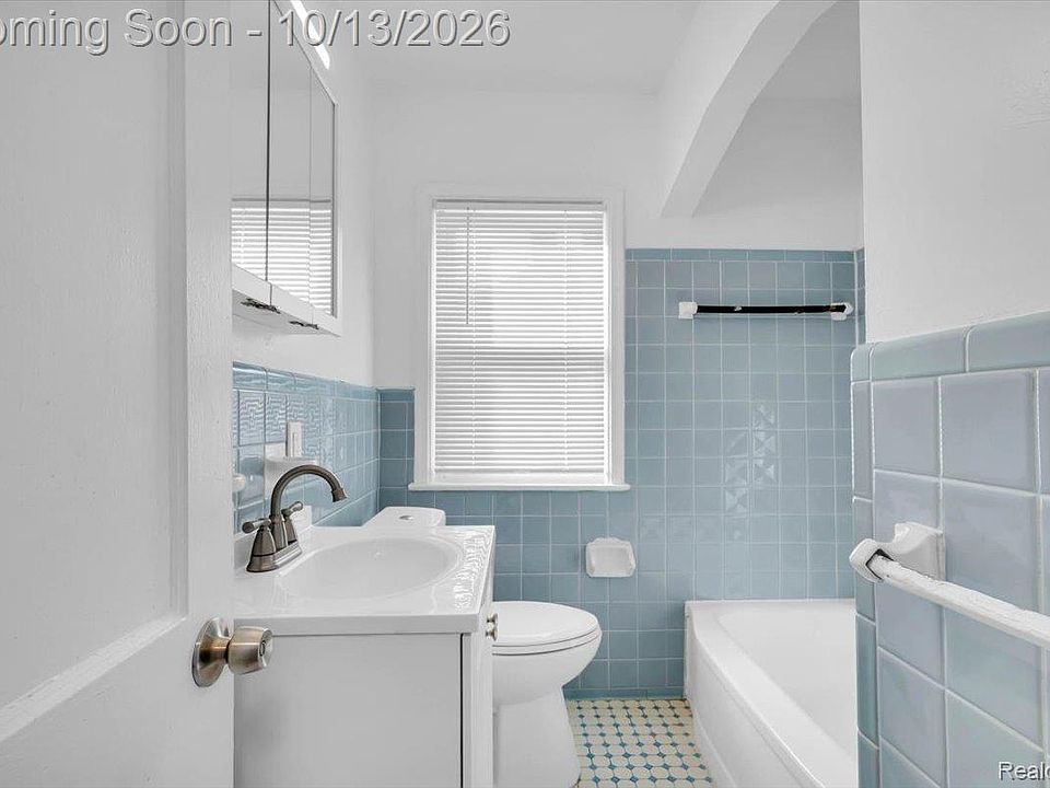 18104 Oakfield St, photo 15