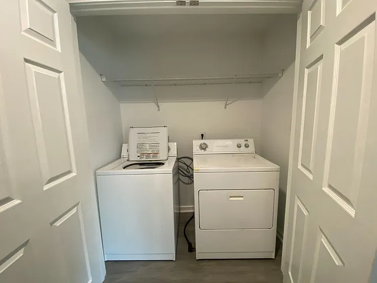 4111 Glory St — Photo 21