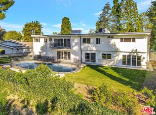 16608 Park Lane Cir, Los Angeles, CA 90049