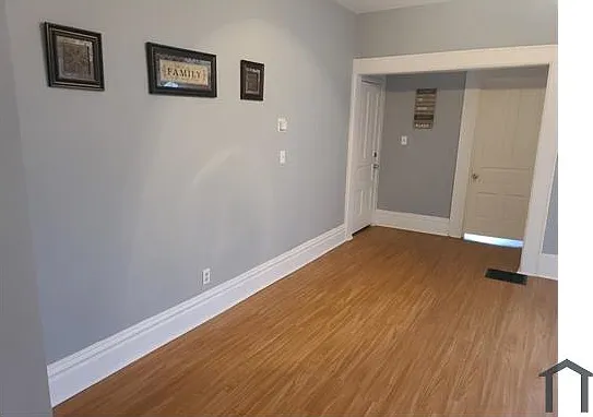 228 N Avon St #2 — Photo 12