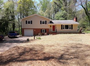 1424 Hannaford Rd, Winston Salem, NC 27103