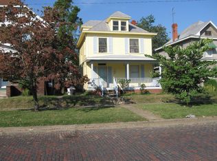 829 21st St, Huntington, WV 25703