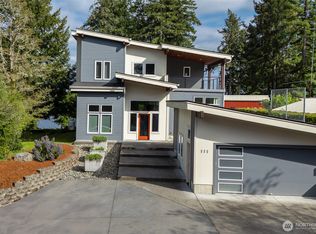 111 E Treasure Island Dr, Allyn, WA