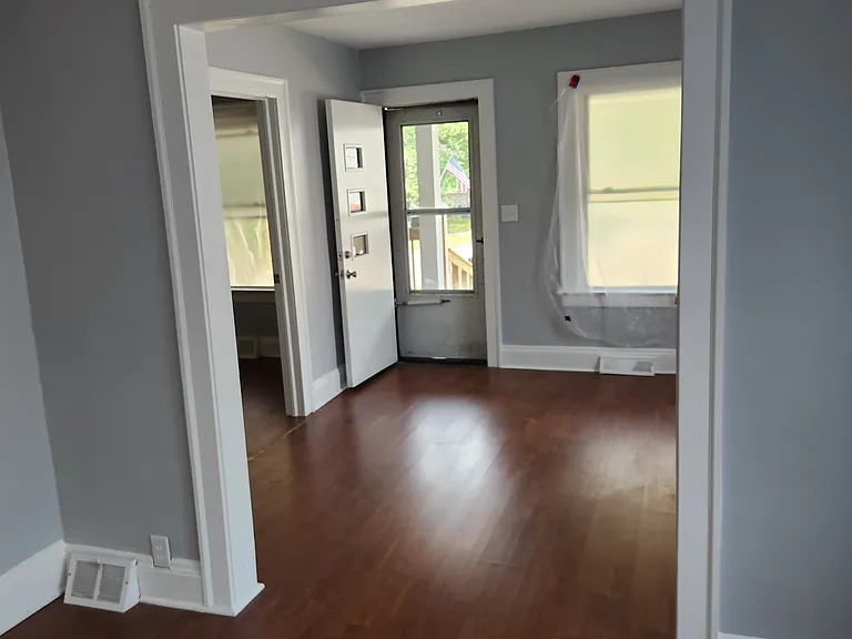 21 West St — Photo 1