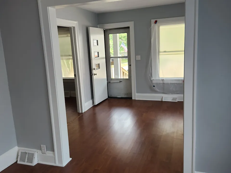 21 West St