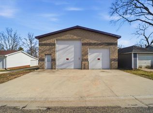 112 N 4th St, Greene, IA 50636
