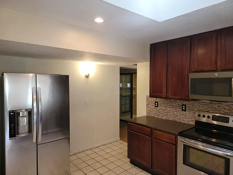 4324 Buckeye St — Photo 19