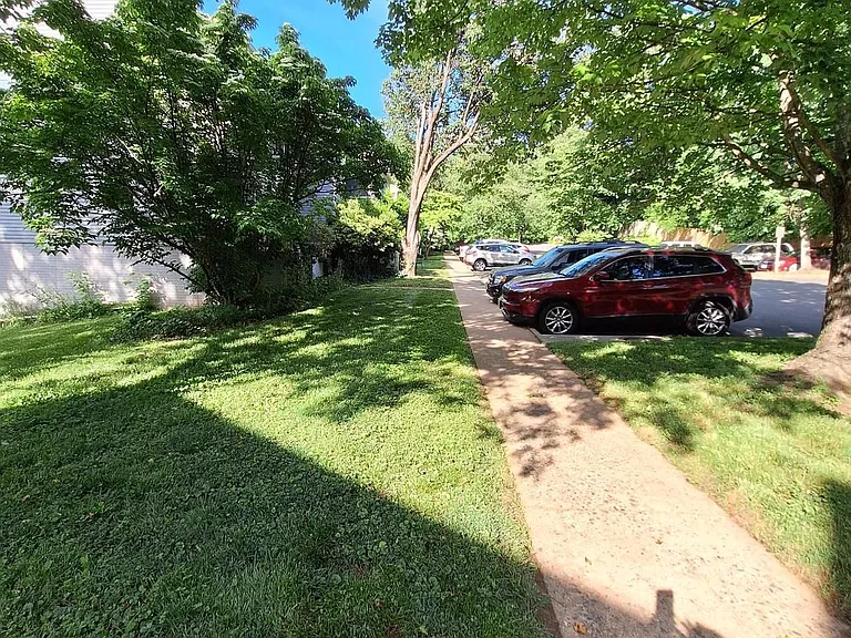 21 Stonewall Ct — Photo 37