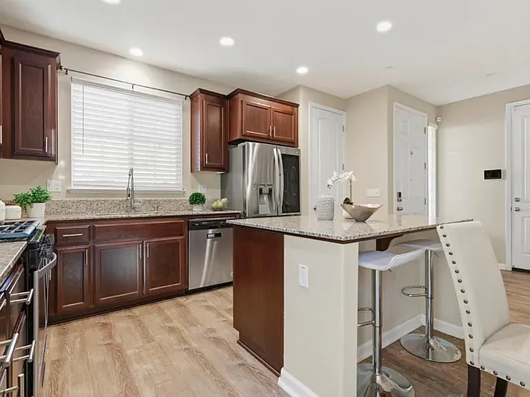 117 Fresco Ct — Photo 4