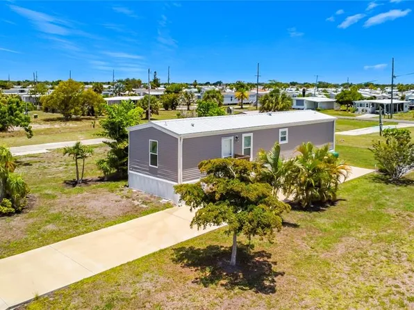 1433 Seagull Dr, Englewood, FL 34224