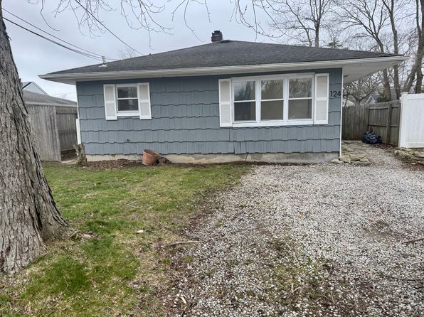 124 Orchid Dr