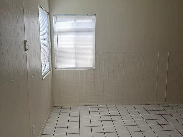 752 S G St #C — Photo 11