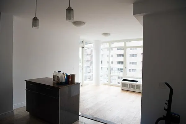 Rented by Gelfand Realty Inc | media 31