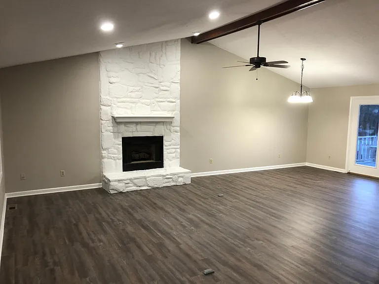 3477 Iron Bridge Rd — Photo 6