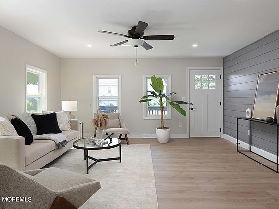 4th image of 1934 Ravenwood Drive