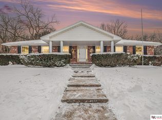 713 W River St, Weeping Water, NE 68463