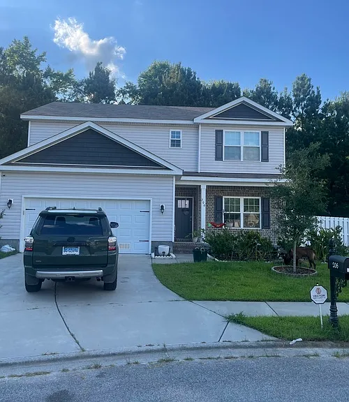 206 Cockle Shell Cir — Photo 1