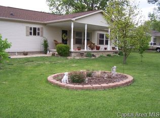 803 S Cass St, Virginia, IL 62691