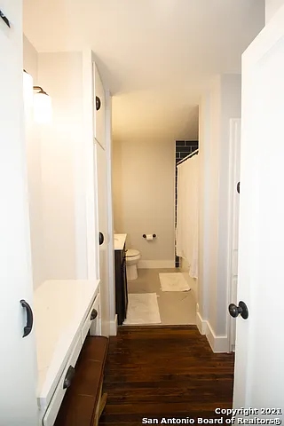245 Calumet Pl — Photo 23