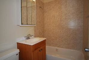 5th image of 4247 Amelia Ave APT 3A