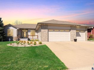 3805 S Mesquite Ave, Sioux Falls, SD 57110