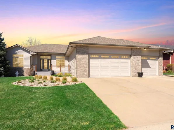 3805 S Mesquite Ave, Sioux Falls, SD 57110