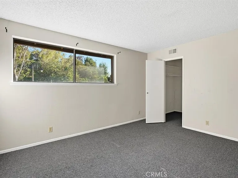780 S Carriage Cir — Photo 40