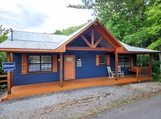 1753 Walker Trl, Pigeon Forge, TN 37876