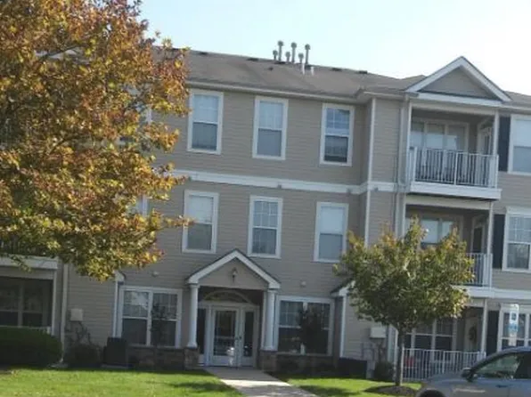 51 Kyle Way #512, Ewing, NJ 08628