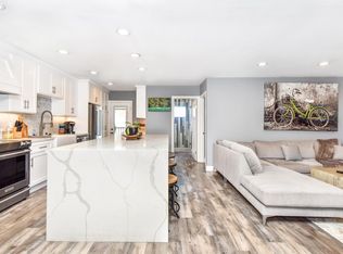 1100 Rutland Rd APT 5, Newport Beach, CA 92660