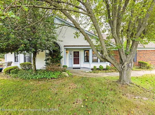 95 Old Orchard Lane, Ocean Twp, NJ 07712