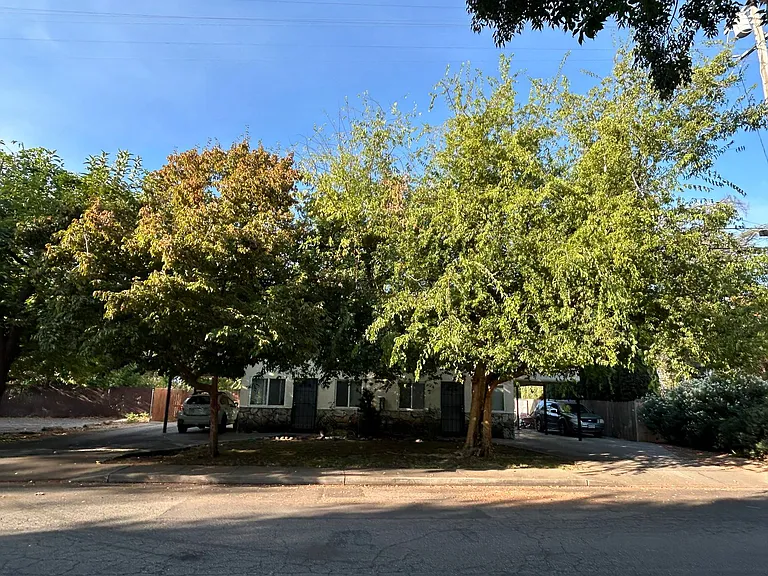 1524 Chestnut Street — Photo 13