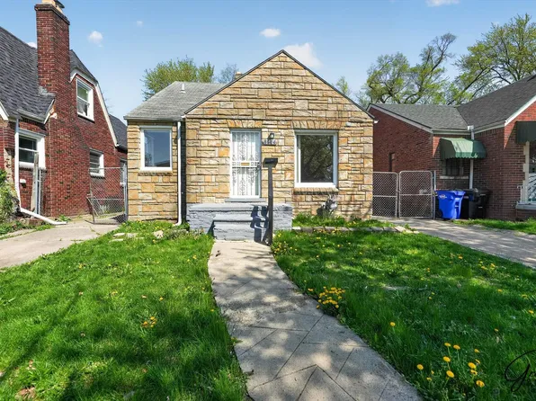 8604 Whitcomb St, Detroit, MI 48228