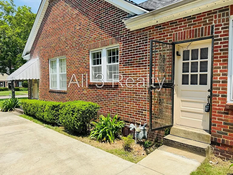 3417 Wellington Rd — Photo 4