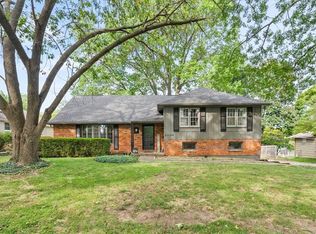 11130 Walnut St, Kansas City, MO 64114