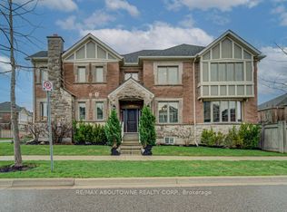 178 Cherryhurst Rd, Oakville, ON L6M0W1