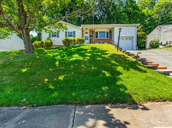 49 Barry Dr, Rockaway Twp., NJ 07866