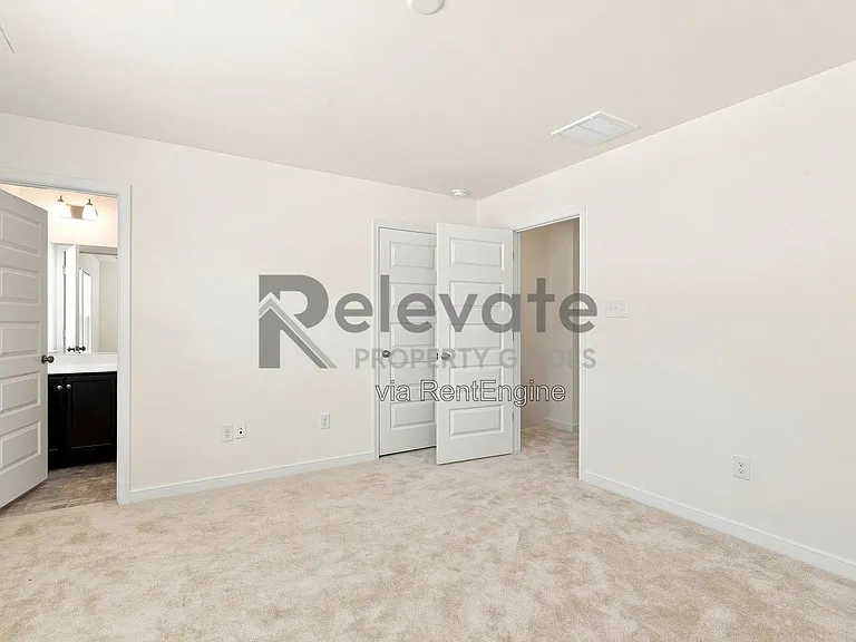 250 Greenpark Rd — Photo 10