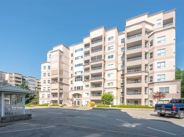 2245 Atkinson St #205, Penticton, BC V2A 8R7