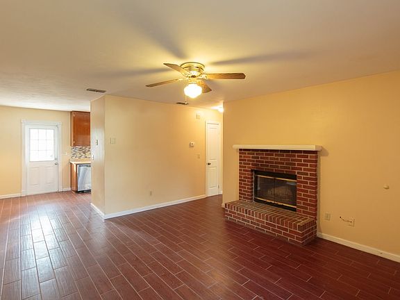 4th image of 1418 Abbeywood Ln