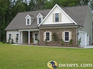 4360 Timber Grove Dr, Hope Mills, NC 28348