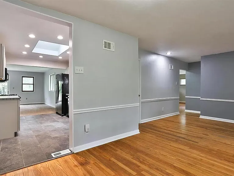 118 Irene Dr — Photo 2