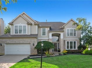 17928 Heritage Trl, Strongsville, OH 44136