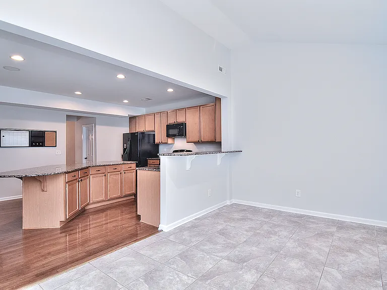 5115 Chapel Chase Ln — Photo 14