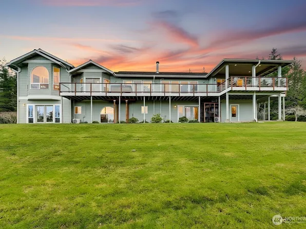 275404 Highway 101, Sequim, WA 98382